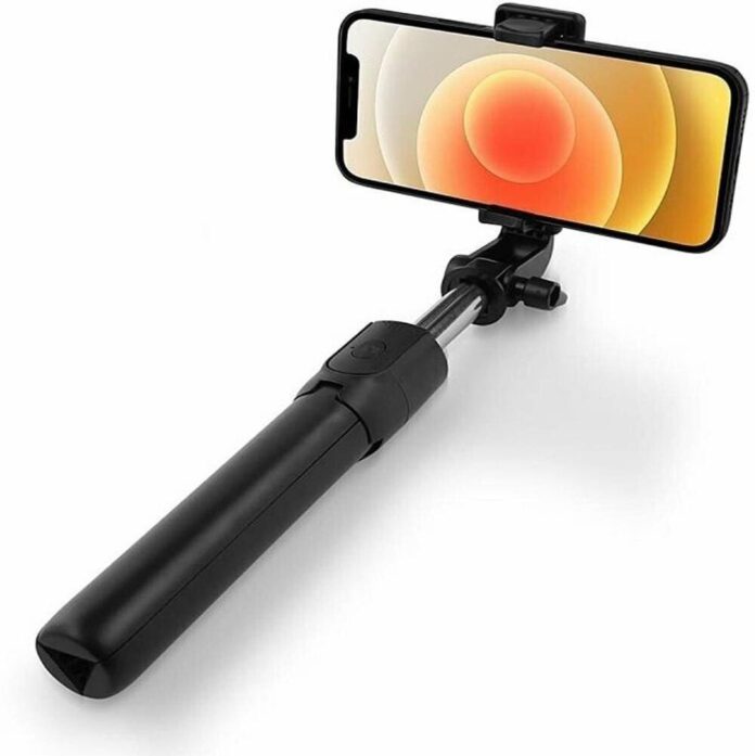 Casewilla R1 Bluetooth Selfie Stick with Remote, 3-in-1 Multifunctional Selfie Stick, Tripod, Monopod Stand Compatible with All Mobile Phones Bluetooth Selfie Stick (Black, Remote Included)