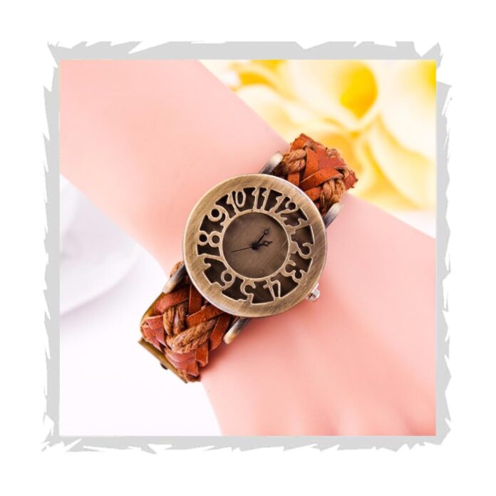 Spiffy Eleganzza Women Watches Analogue Wrist Watches for Women's & Girls&Miss&Ladies Luxury Golden Dial with Roman Marker Round case with Brown brecelet Strap Stylish Quartz Watches